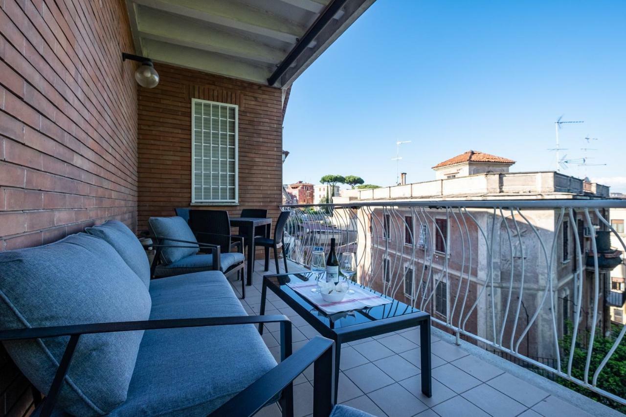 Your Trastevere Balcony ローマ エクステリア 写真