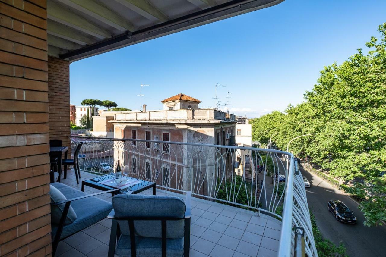 Your Trastevere Balcony ローマ エクステリア 写真